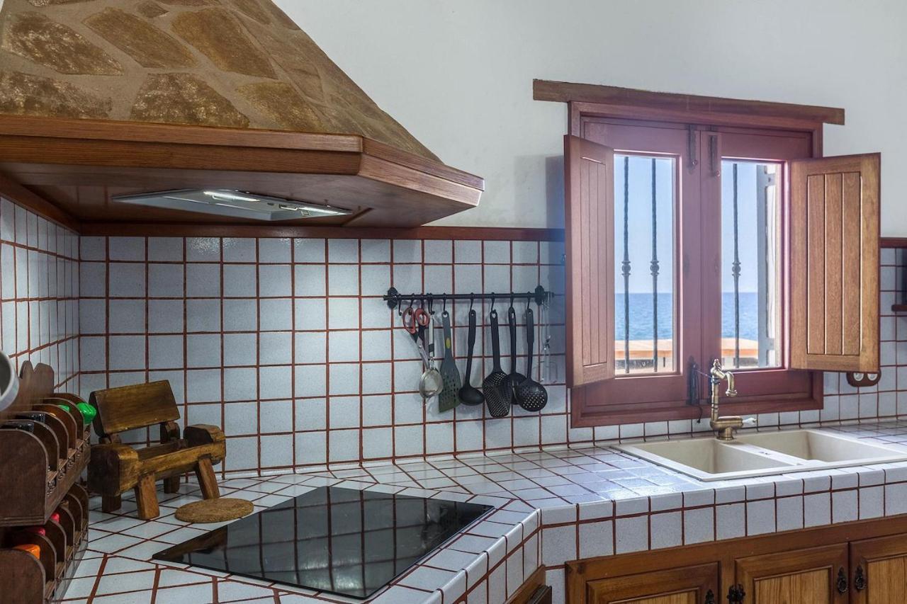 Casa Costera Playa De Tasarte Villa San Nicolás Екстериор снимка